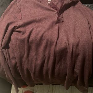 Men’s Gap shirt
